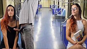 Pervertido Goza Nos Peitos Da Passageira De Ônibus Em Público