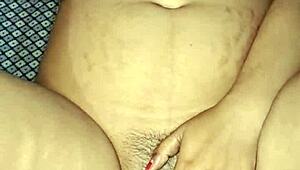 indian wet pussy bhabhi hard dildo fuck