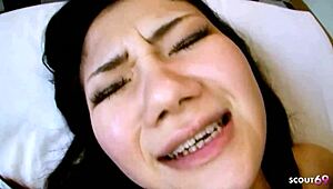 小胸日本女孩诱惑继兄POV操