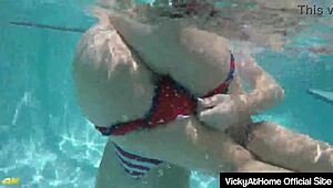 I’m obsessed with Vicky Vette and Rachel Storms scissoring by the pool!