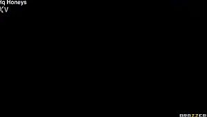 我的法国女仆娃娃Abigaiil Morris被狠打屁股