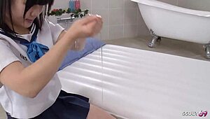 呃，无码日本nuru按摩，和娇小18+ cosplay女孩内射，你知道吗？