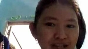 Indonesian Girl Caught Taking Bath on Webcam Live