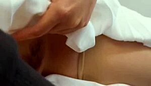 越南少女18+疯狂自慰湿逼，手淫狂欢！