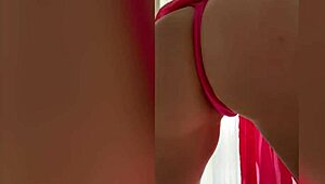 Sunny Lane Twerks Her Huge Booty and Big Natural Tits