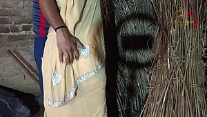 brother-in-law sneaks with sister-in-law for outdoor banging 😏