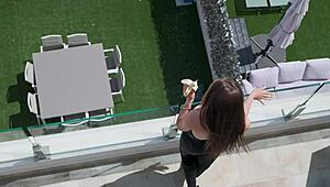 my neighbor invited me for dinner and gave me a blowjob