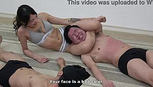 日本女主人Sara驼峰锁喉群战狂霸！