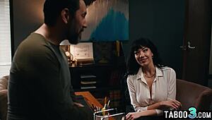 naughty latina milf seduces the big cocked director 😏