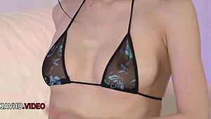 太棒了！Nozomi Koizumi激烈口交射精快感！