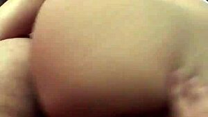 i admire this perfect latina booty