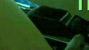 señora conserje asks, quieres ver como me cogen bien?