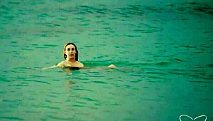 beach sunset makeout with charlie forde & olive gee 😍