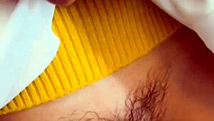 越南少女18+疯狂自慰湿逼，手淫狂欢！