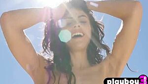 Sexy Small 18+ Tits Milf Strips for Hot Outdoor Posing