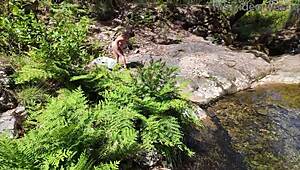 hunting a young 18+ mom caught off guard