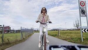 Miss Daisy Diamond Bikes Outdoors