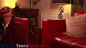 College Student Gives Sloppy Cum-Filled Head