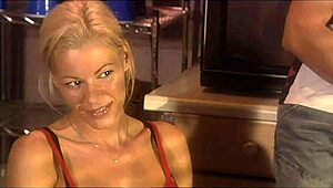 Hannah Harper takes huge loads in bed with style