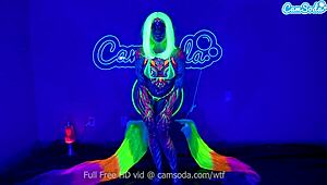 Watch Jewelz Blu masturbate with dildo on webcam?