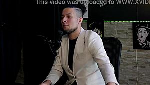 Massage Therapist Explains Female Body Knowledge