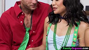 FamilyOrgasm - Sharing Daughters Brings Wild Luck! Isn’t That Crazy?