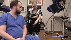 Dr tampa - ava sirens first gyno exam spreading pussy 😏