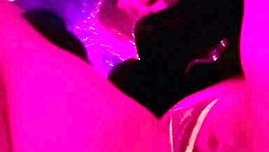 Horny milf artemisia love flashes pussy in public at night