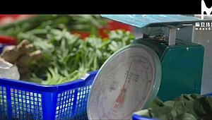 Modelmedia Asia - Newlywed Wife Cheats in Toilet with Rough Stall Owner