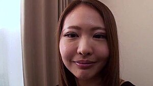 日本女孩渴望探索感官欲望