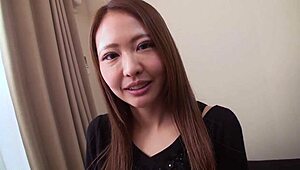 日本女孩渴望探索感官欲望