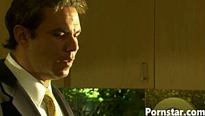 火辣女优Dominica Leoni屄被粗暴猛操颜射