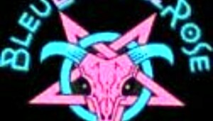 Blindfold Teasing With Feathers And Toys In Relaxing Milf Session