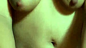 妈妈骑黑人大屌厉不厉害？