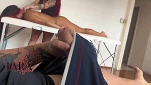 Massagista e paciente dão final feliz para o segurança em grupo