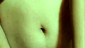 妈妈骑黑人大屌厉不厉害？