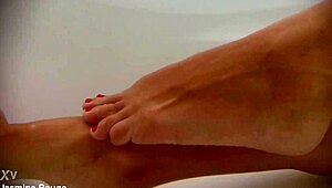 Hey, check out this bf vs gf showdown with Titus and Jasmine getting wild.