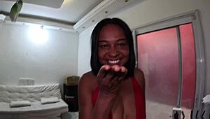 Ele fez um único vídeo a 20 anos atrás e agora está de volta - adriana alves