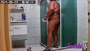 i caught my stepmom with big tits tidying up