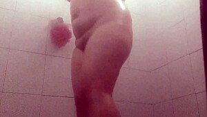 i caught gordibuena cleaning semen from pussy in shower voyeur