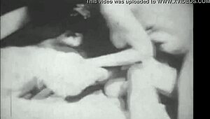 讲述Dark Lantern Entertainment的维多利亚绅士秘密情色告白中的复古三人行