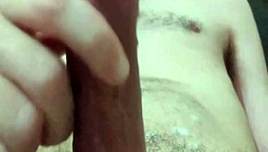 Brazilian Amateur Cums Slowly in Bedroom Close-Up
