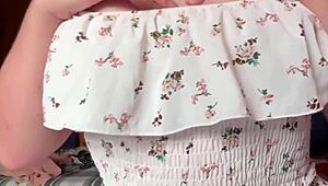 Very Beautiful Girl Fingers Her Natural Pussy