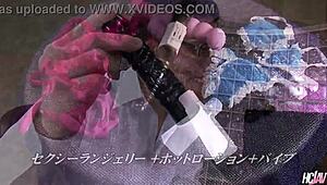 Yu Sakura，Yuri Aine，想用玩具操和吸鸡巴吗？