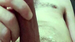 Brazilian Amateur Cums Slowly in Bedroom Close-Up