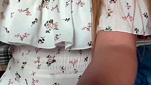 Very Beautiful Girl Fingers Her Natural Pussy