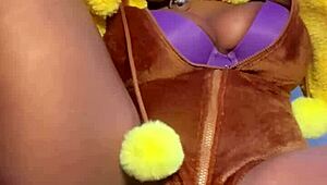 i came everywhere in this lopunny cosplay squirting scene 😍