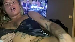 Slutty goth teen solo fucks her big ass with anal