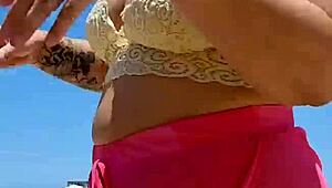 arrumei um amante na praia e vou quase pelada pra deixar ele duro