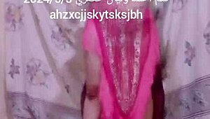 Arabic Wife's Sexy Ass Display